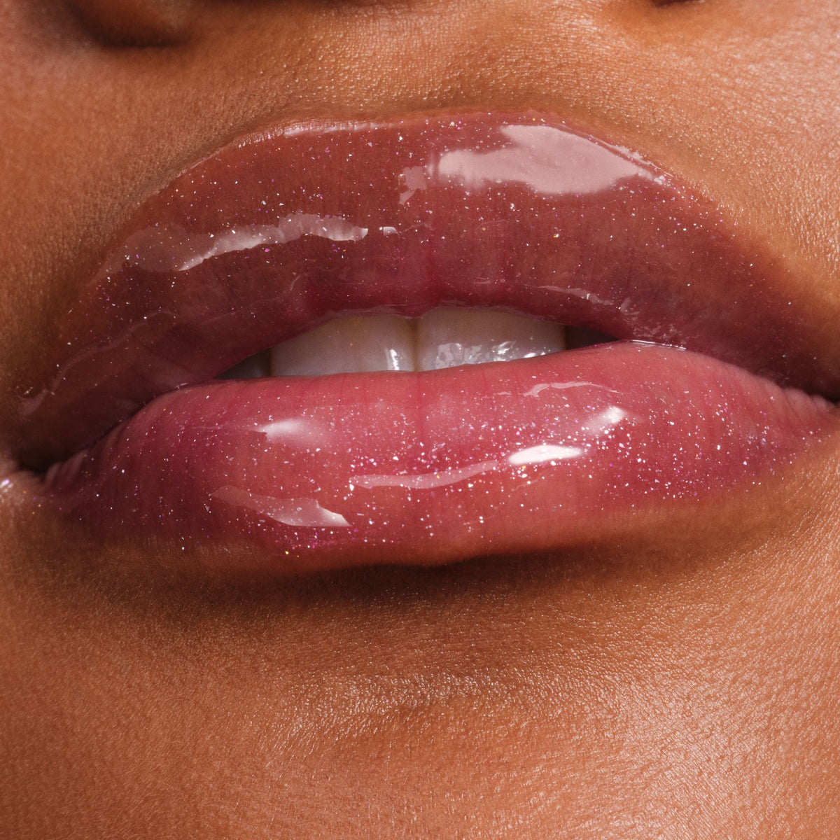 phyto-glow-lip-balm-shimmer-solar-n4 NATR-60145-Phyto-Glow-Lip-Hover-Solar.jpg