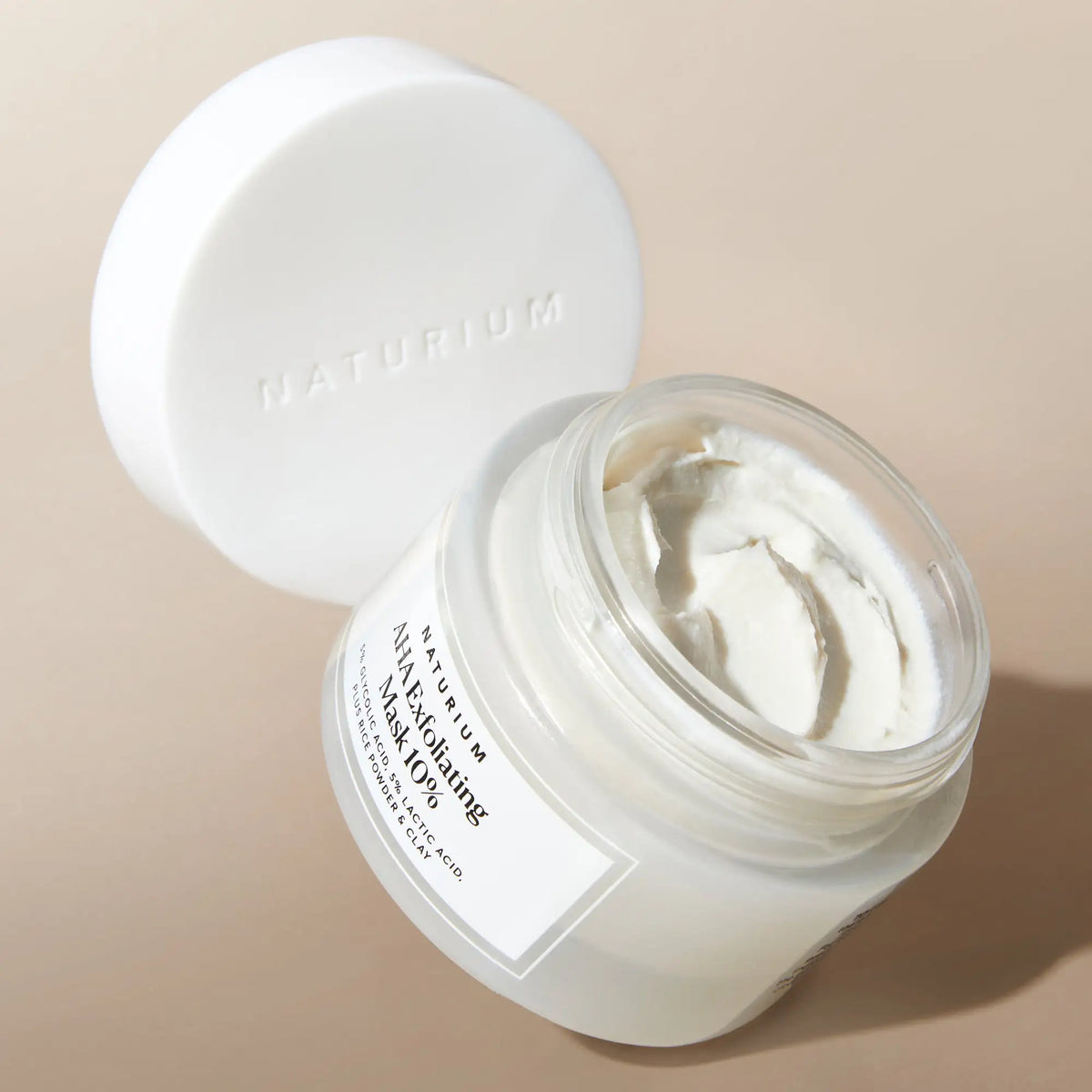 aha-exfoliating-mask-10-x5 AHAmask_0957-crop.webp