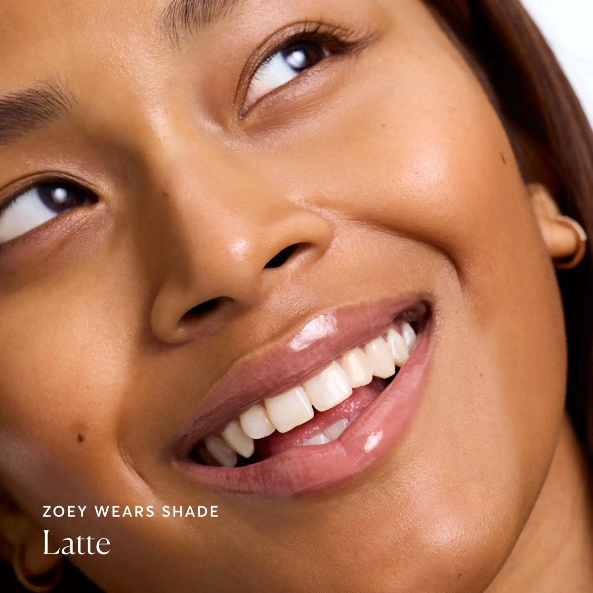 phyto-glow-lip-balm-latte-n4 NATR-60110-Alt-Images-Phyto-Glow-Lip-Balm-Latte-04.webp