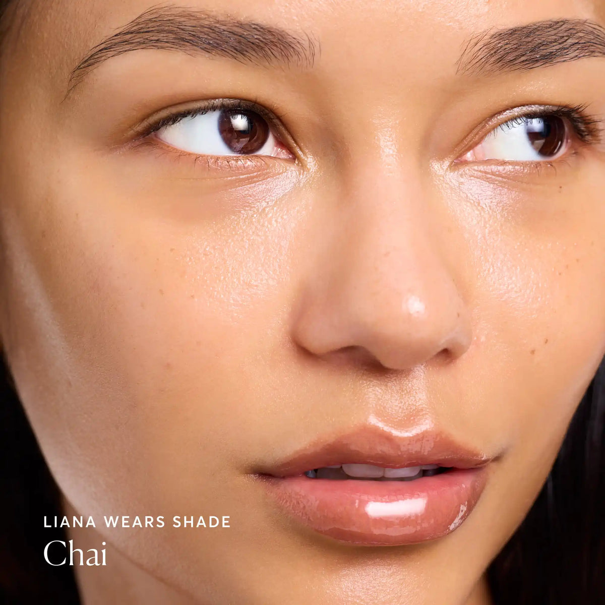 phyto-glow-lip-balm-chai-d4 NATR-60111-Alt-Images-Phyto-Glow-Lip-Balm-Chai-04.webp