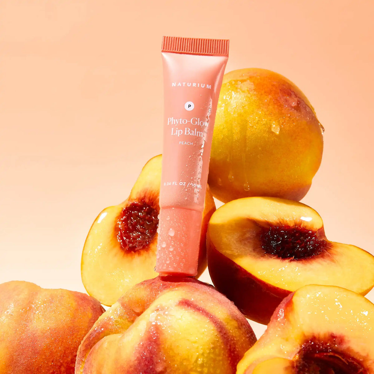 phyto-glow-lip-balm-peach-q5 phytoglow_0363-crop.webp